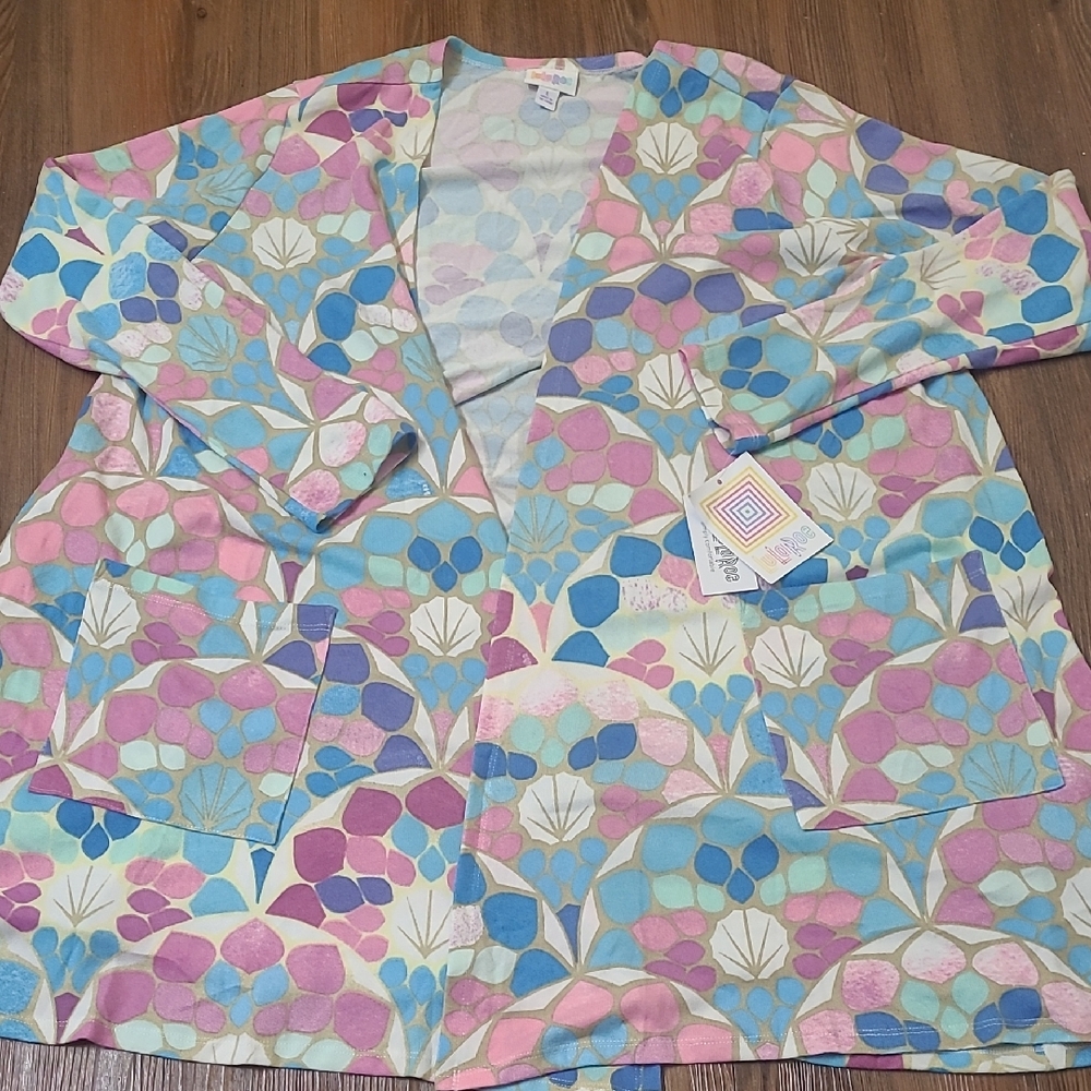 LuLaRoe‎ Pastel Geometric Cardigan new zise L for women.